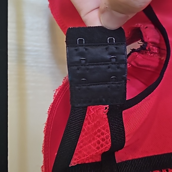 BCBG red bodysuit lingerie size Medium EUC - Picture 4 of 7